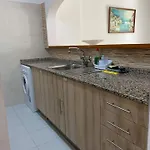 아파트 Enissa - Con Piscina Y 3 Mins De La Playa Andando